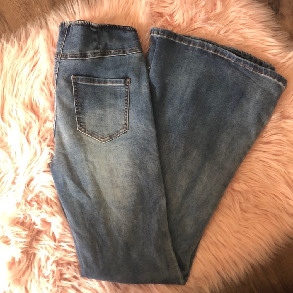 Blank Paige Bell Bottom Elastic Waist Denim Jeans